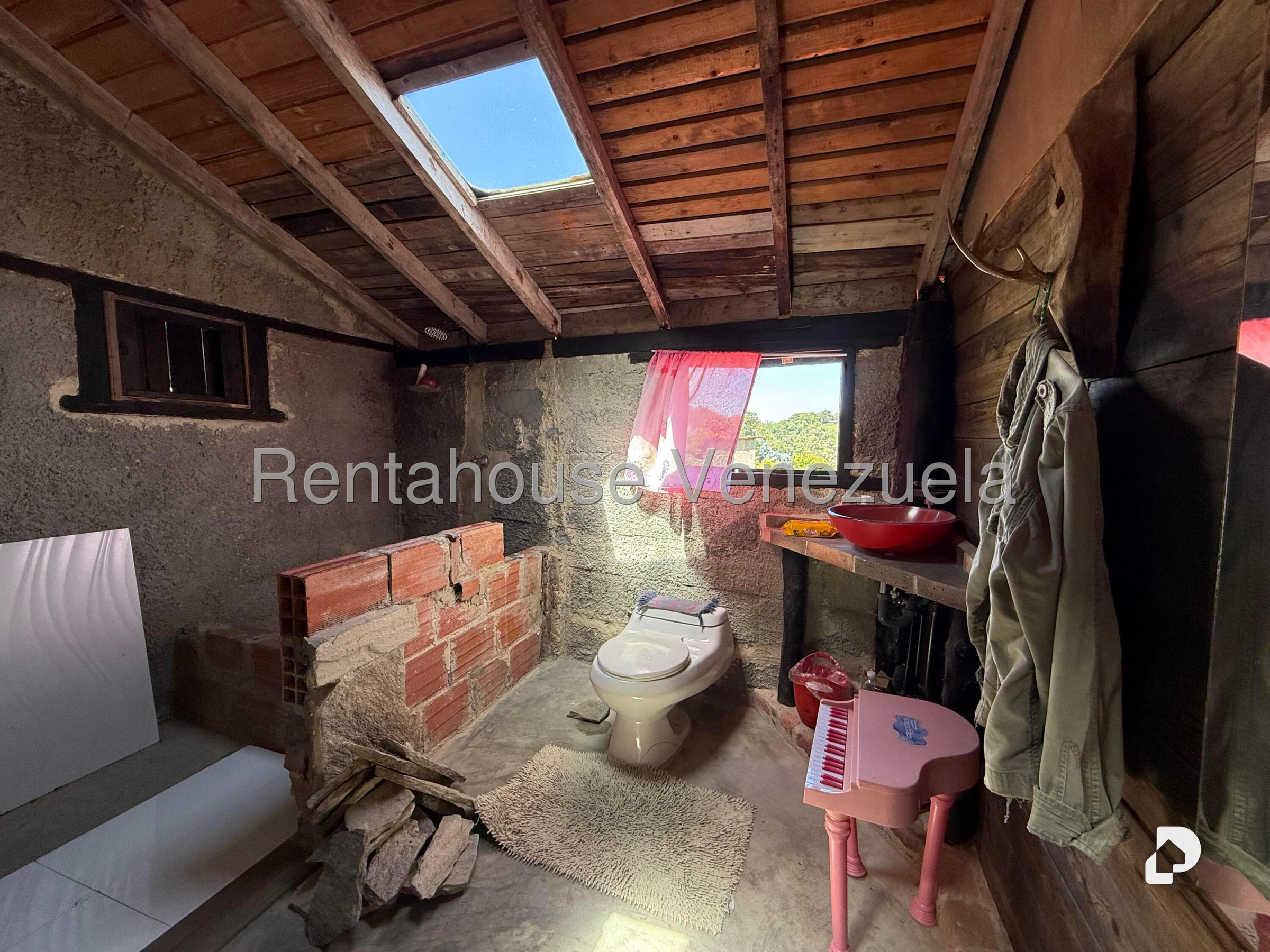 Local comercial en Galipan, Caracas