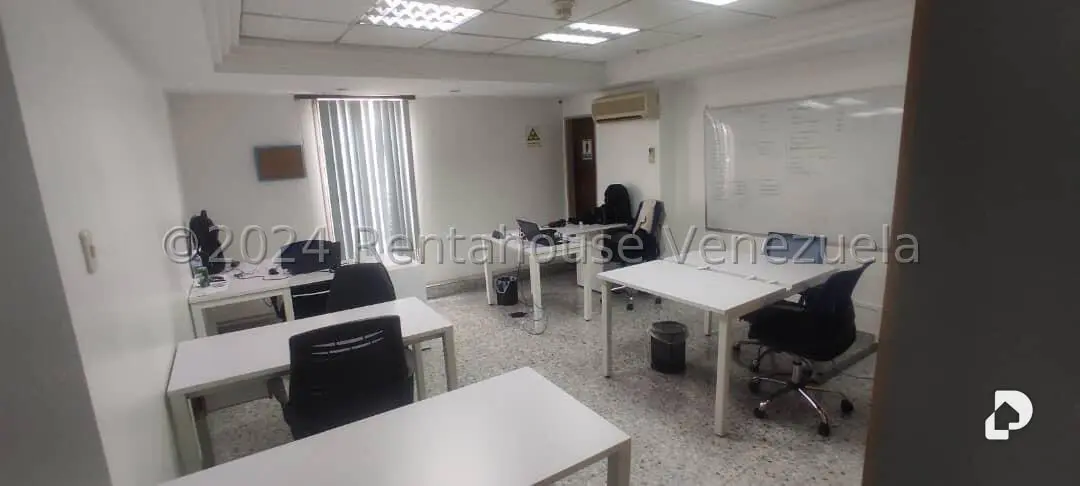 Oficina en Altamira Sur, Caracas – 8