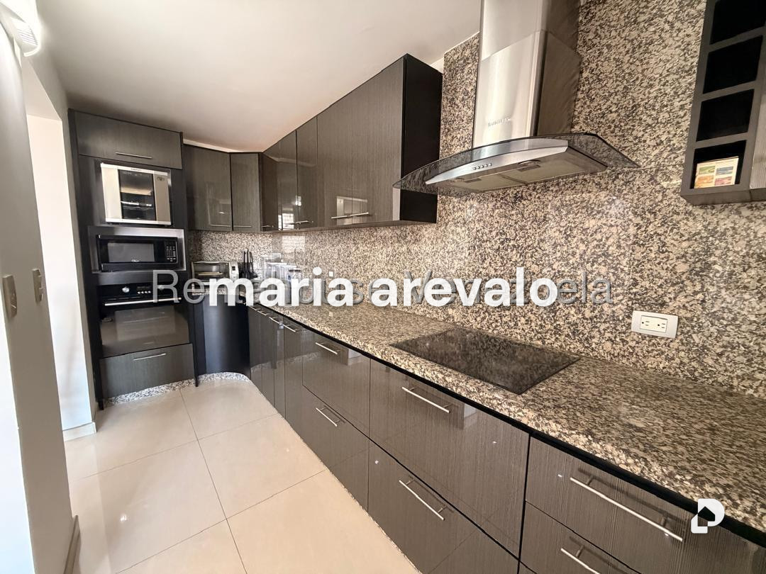 Apartment in Colinas de La Tahona, Caracas – 6