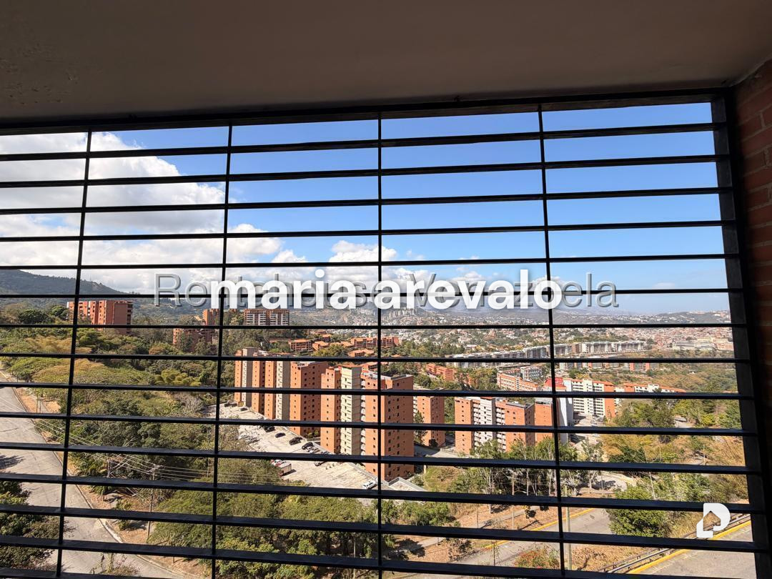 Apartment in Colinas de La Tahona, Caracas – 4