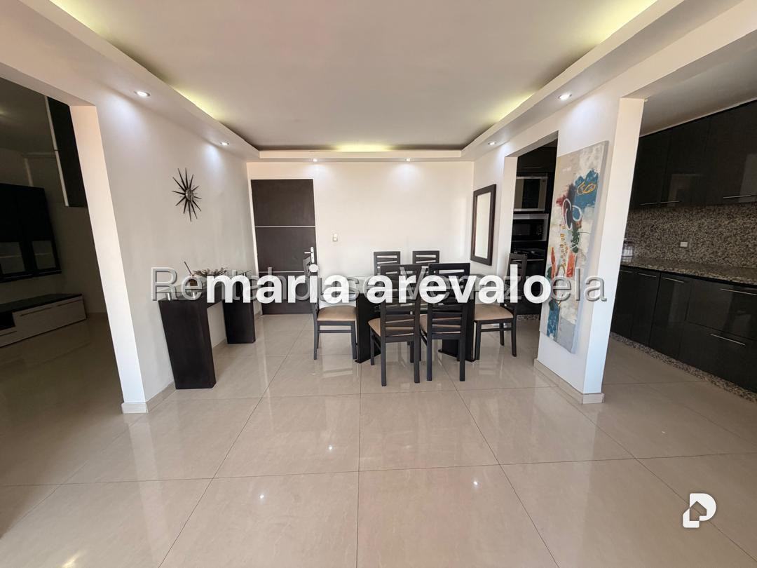 Apartment in Colinas de La Tahona, Caracas – 9