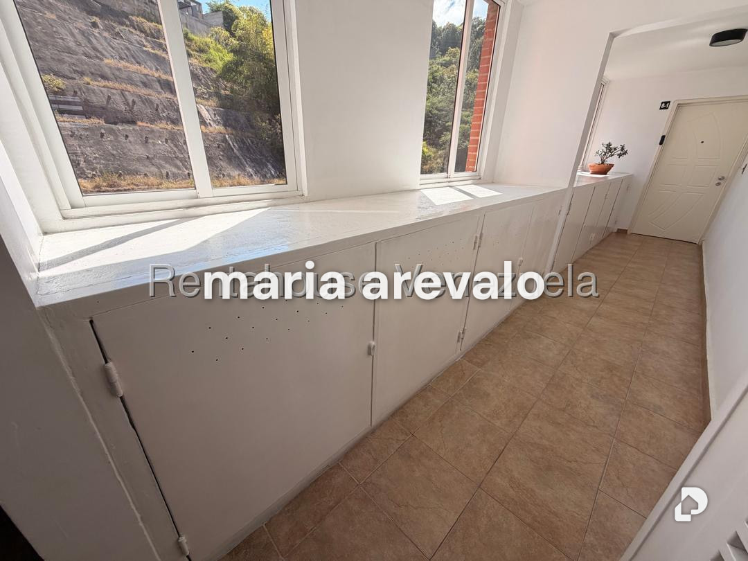 Apartment in Colinas de La Tahona, Caracas – 2
