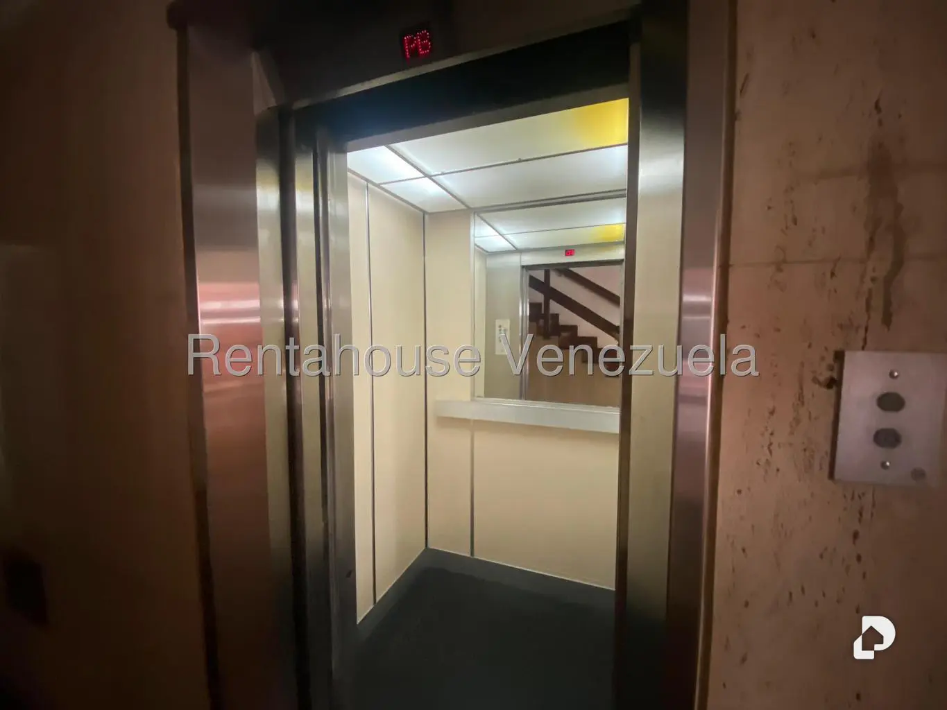 Apartamento en Los Samanes, Caracas – 11