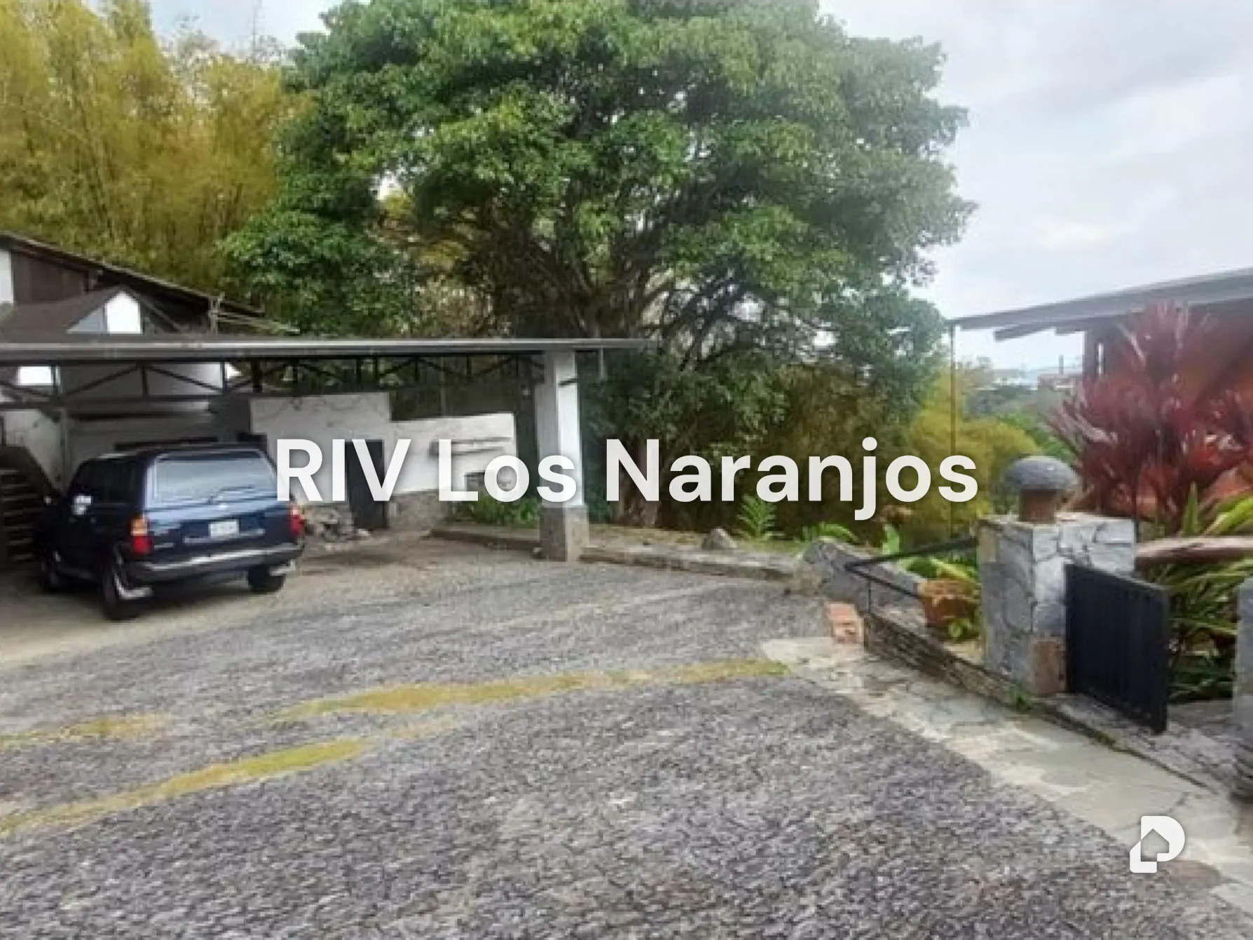 House in Los Guayabitos, Caracas – 15