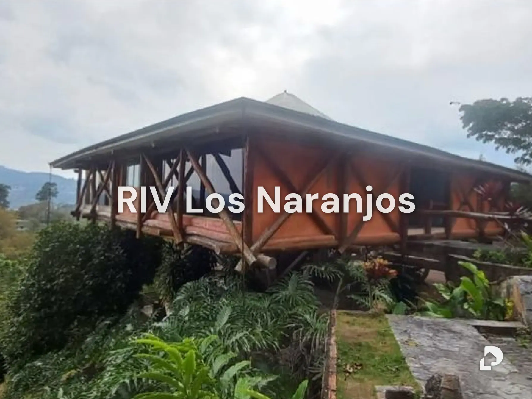 House in Los Guayabitos, Caracas – 1