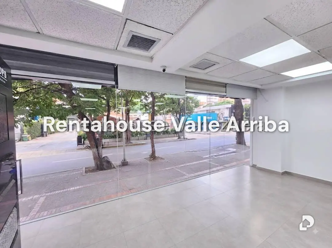 Local comercial en Las Mercedes, Caracas – 12