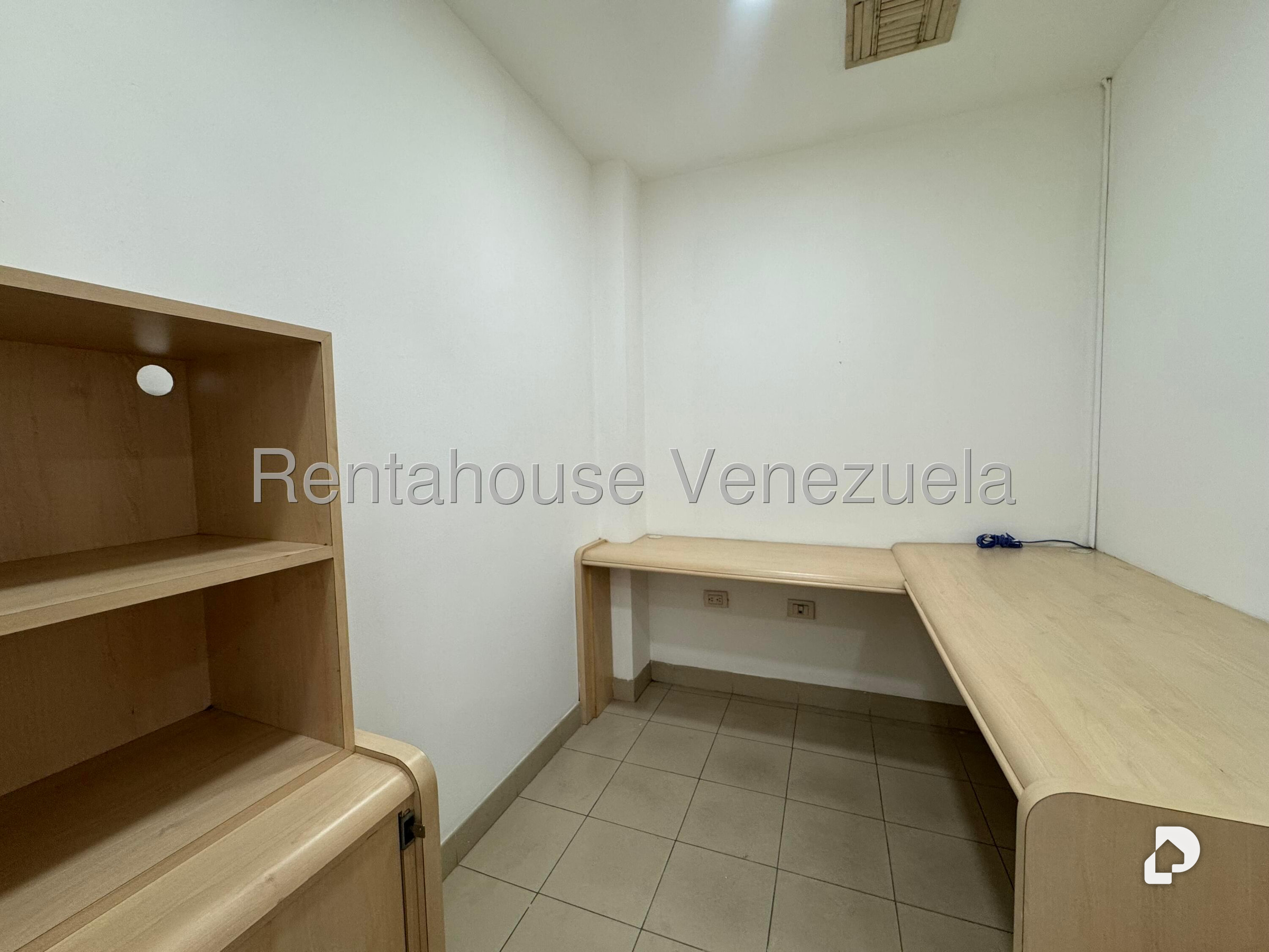 Oficina en Chacao, Caracas – 8