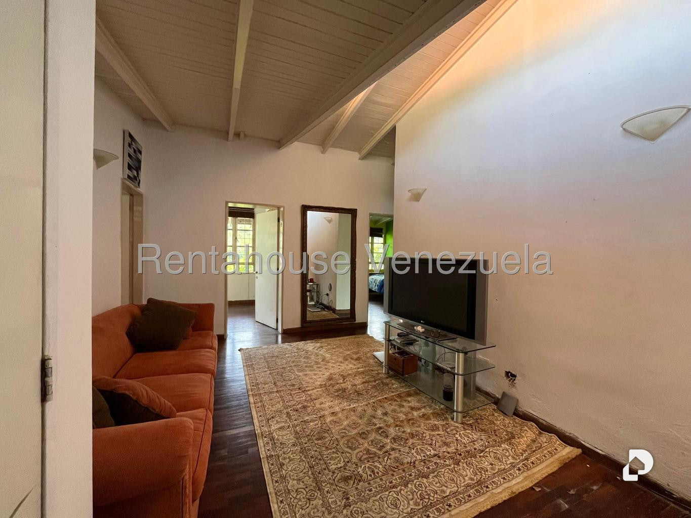 Casa en Prados del Este, Caracas – 28