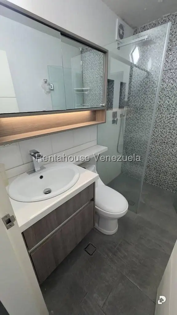 Apartamento en Colinas de La Tahona, Caracas – 16