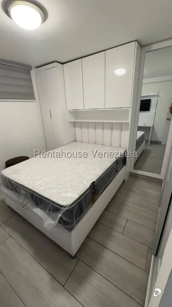 Apartamento en Colinas de La Tahona, Caracas – 15