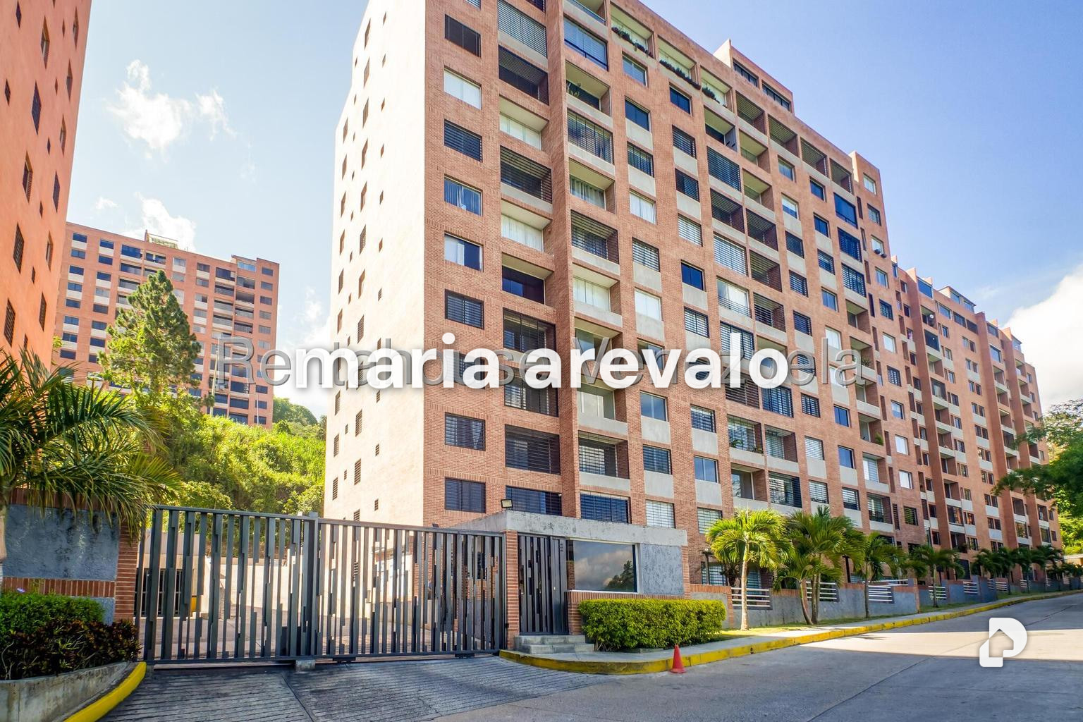 Apartment in Colinas de La Tahona, Caracas – 3