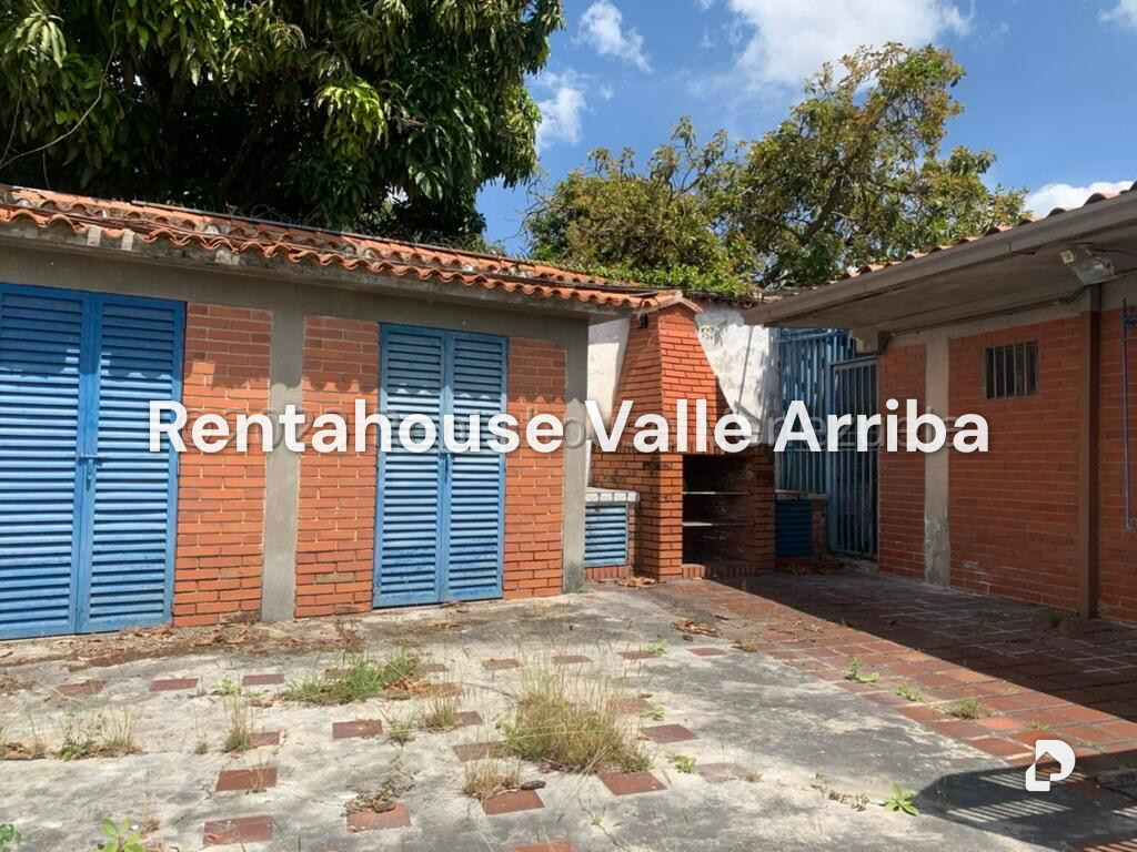 Casa en Cumbres de Curumo, Caracas – 13