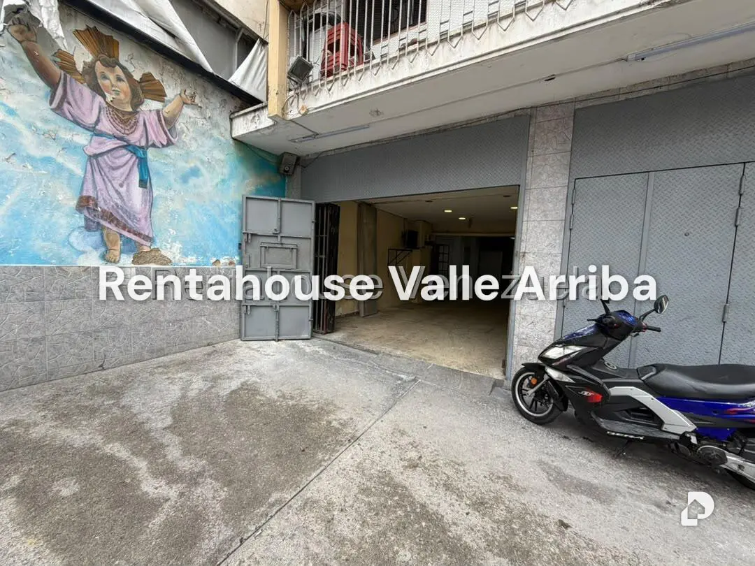 Local comercial en Parroquia La Candelaria, Caracas – 1