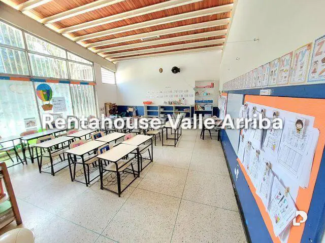Local comercial en Montalbán I, Caracas – 26