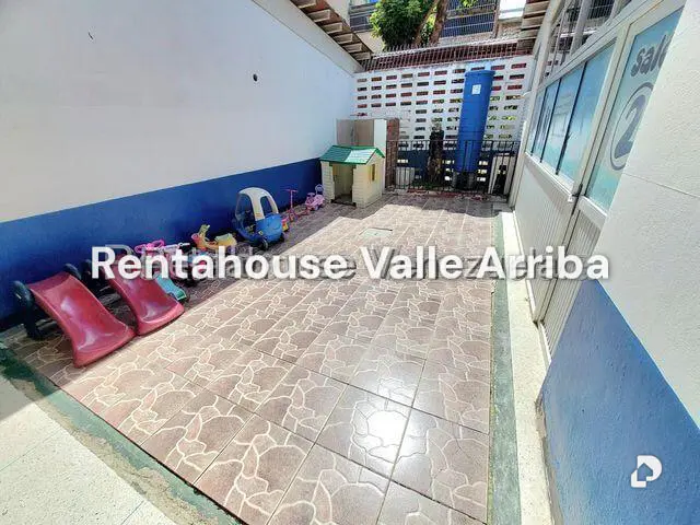 Local comercial en Montalbán I, Caracas – 23