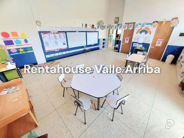 Local comercial en Montalbán I, Caracas – 18