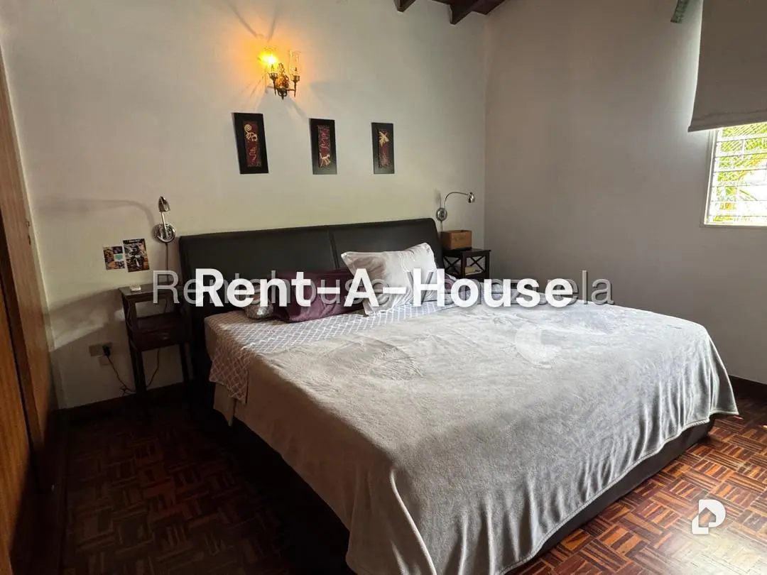 Casa en Alto Prado, Caracas – 22