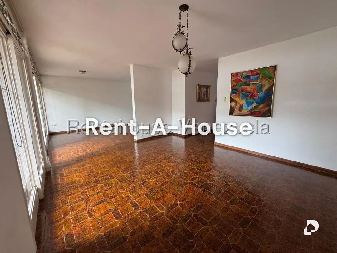 Casa en Alto Prado, Caracas – 8