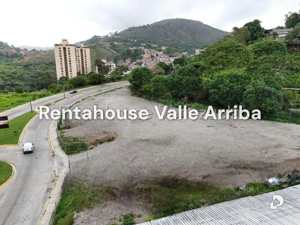Terreno en El Placer, Caracas – 23