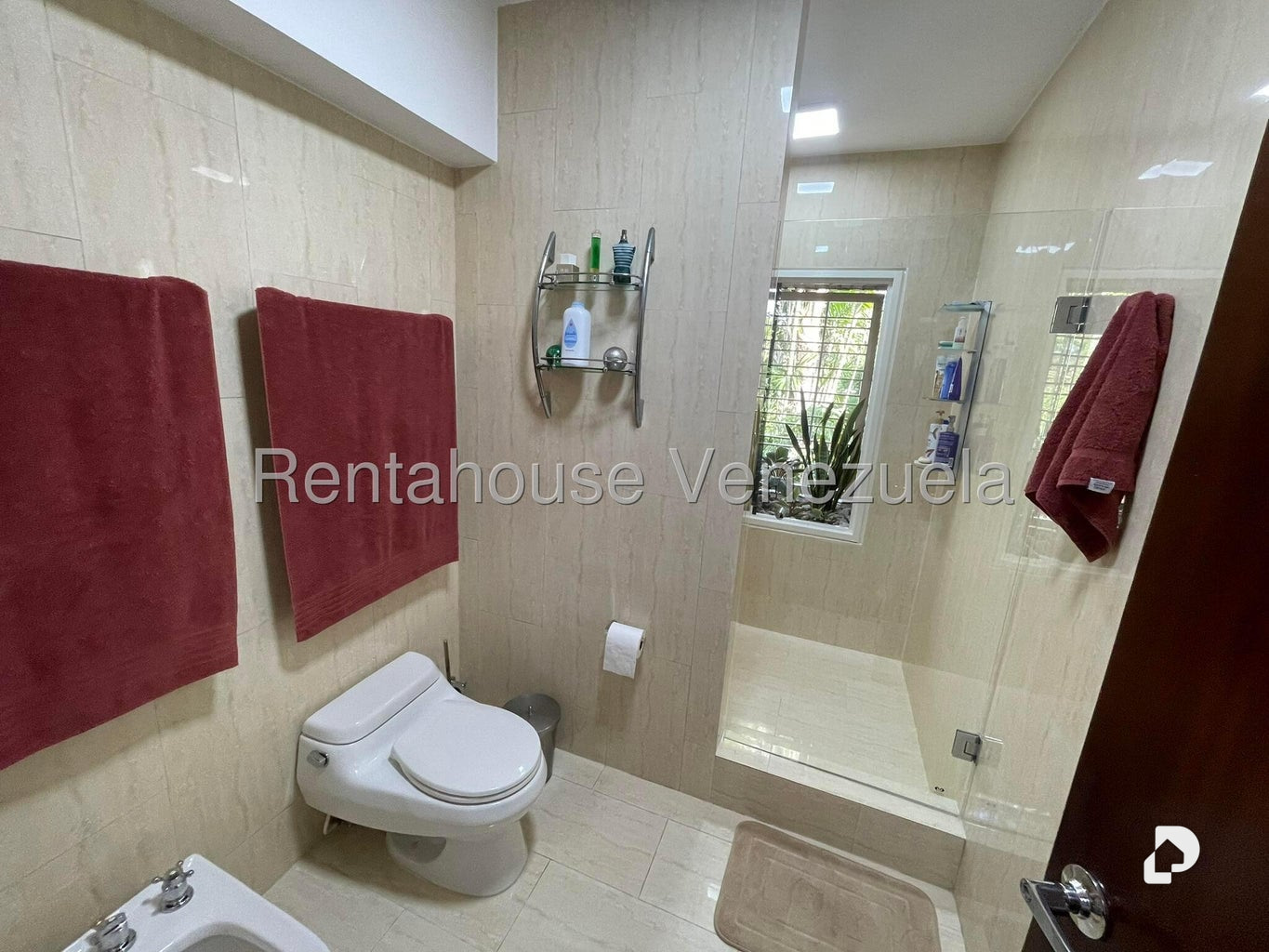 Casa en La Lagunita Country Club, Caracas – 16