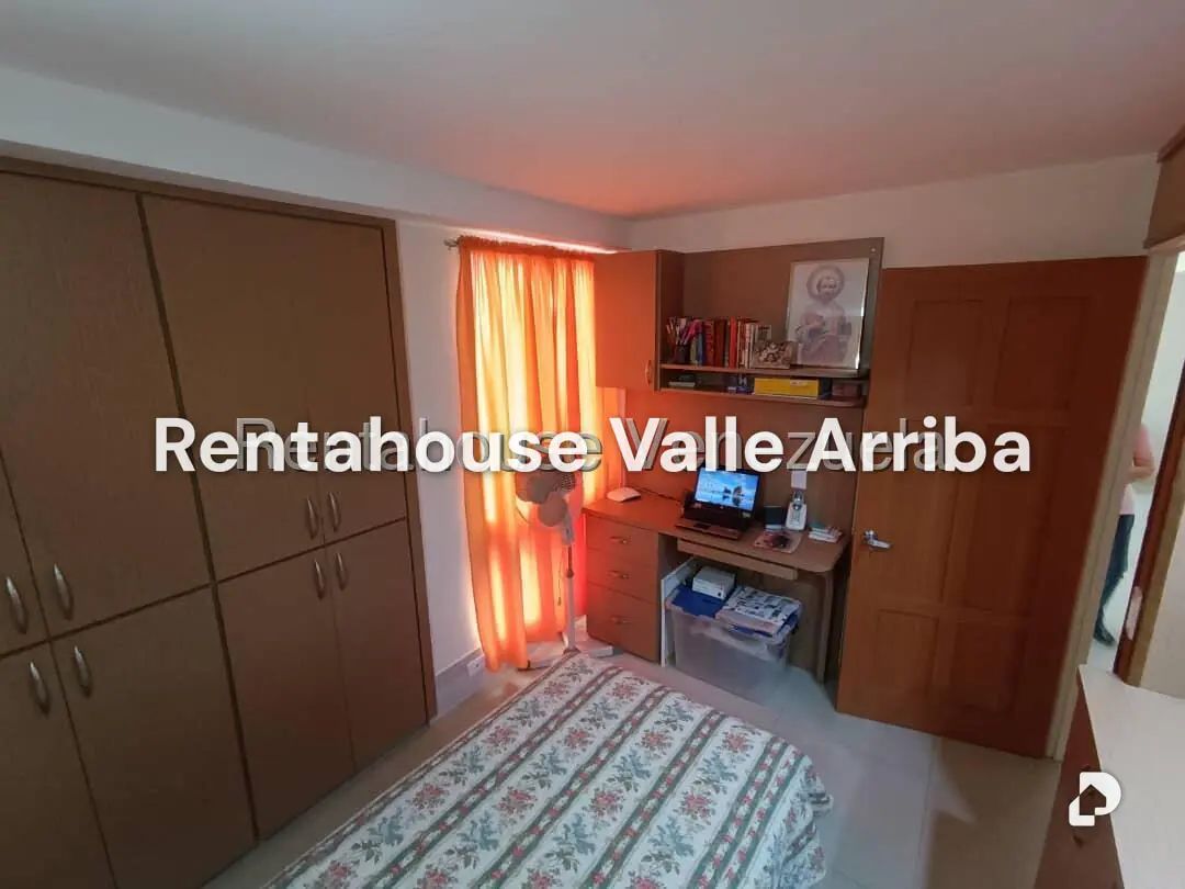 Apartamento en Miravila, Caracas – 16
