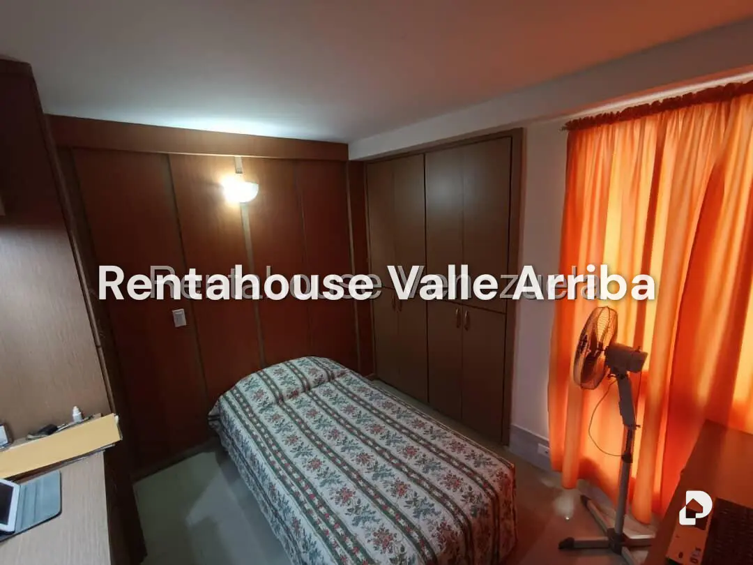 Apartamento en Miravila, Caracas – 15