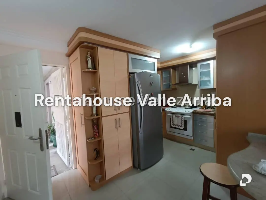 Apartamento en Miravila, Caracas – 6