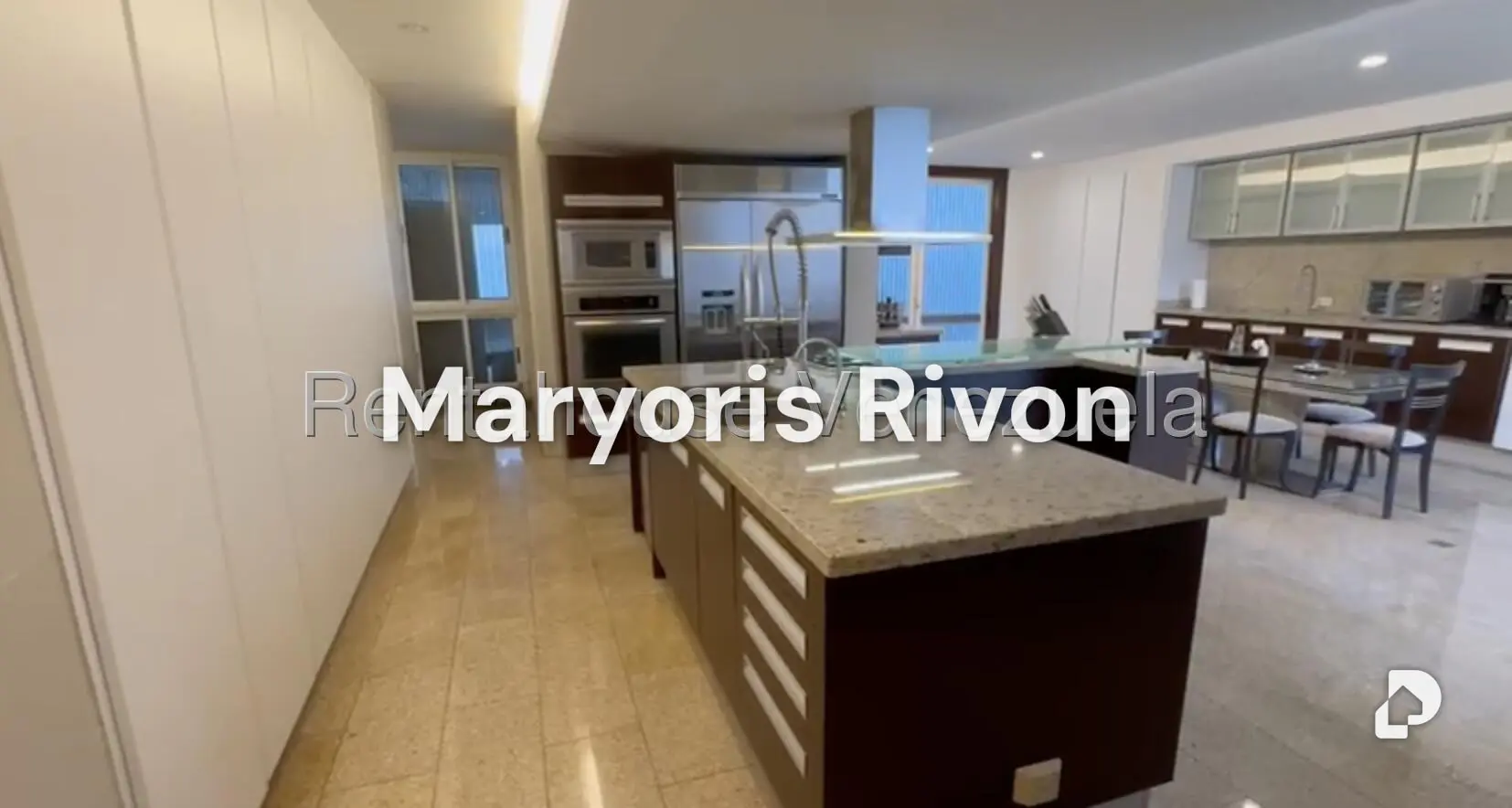 Casa en Prados del Este, Caracas – 9