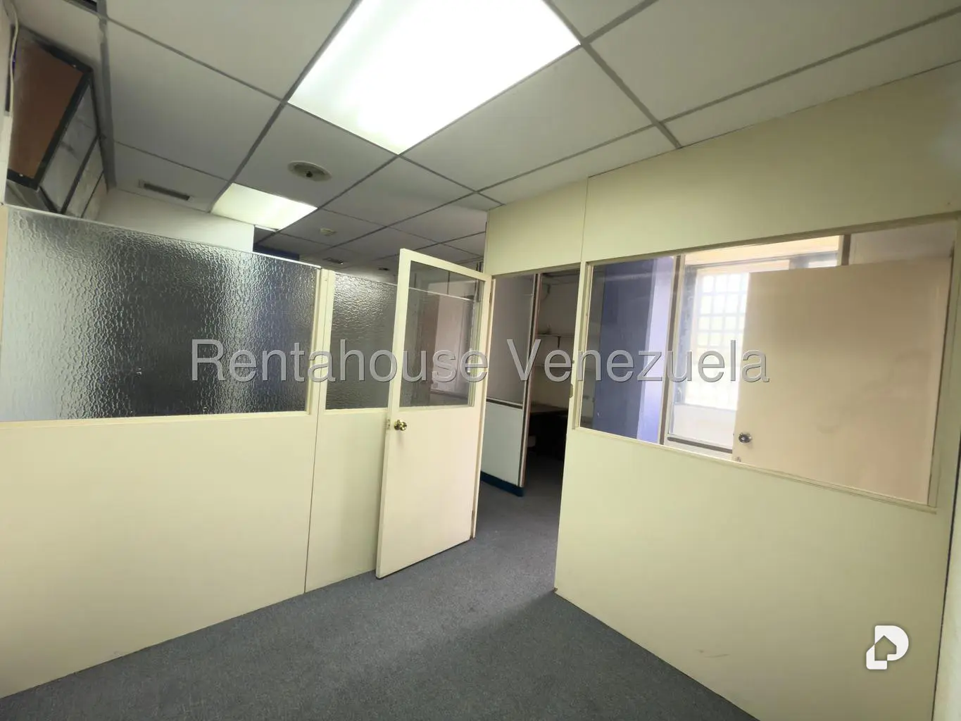 Oficina en Los Caobos, Caracas – 16