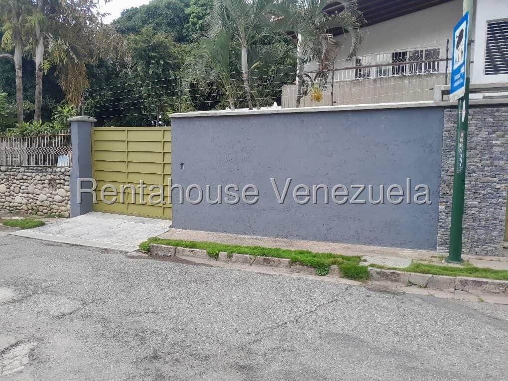 House in El Marqués, Caracas - 1