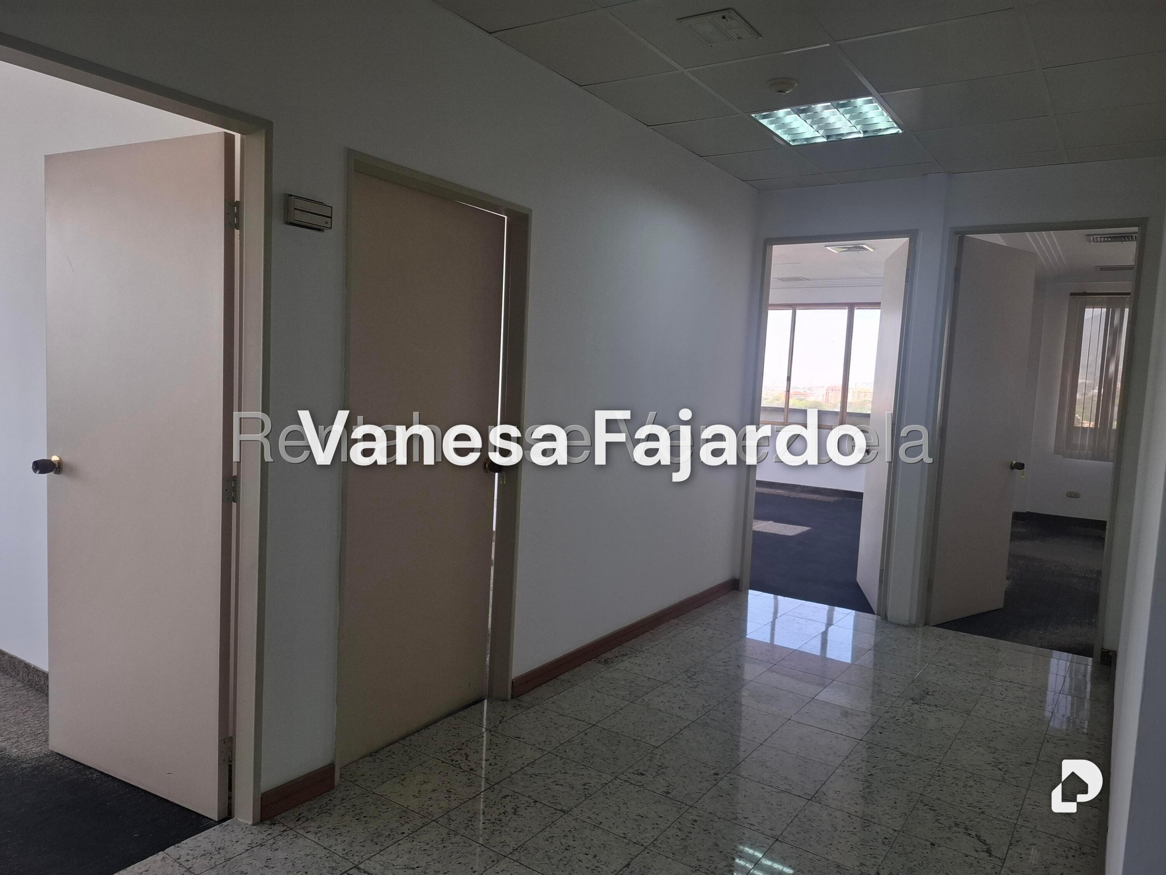 Oficina en Boleíta Norte, Caracas – 11