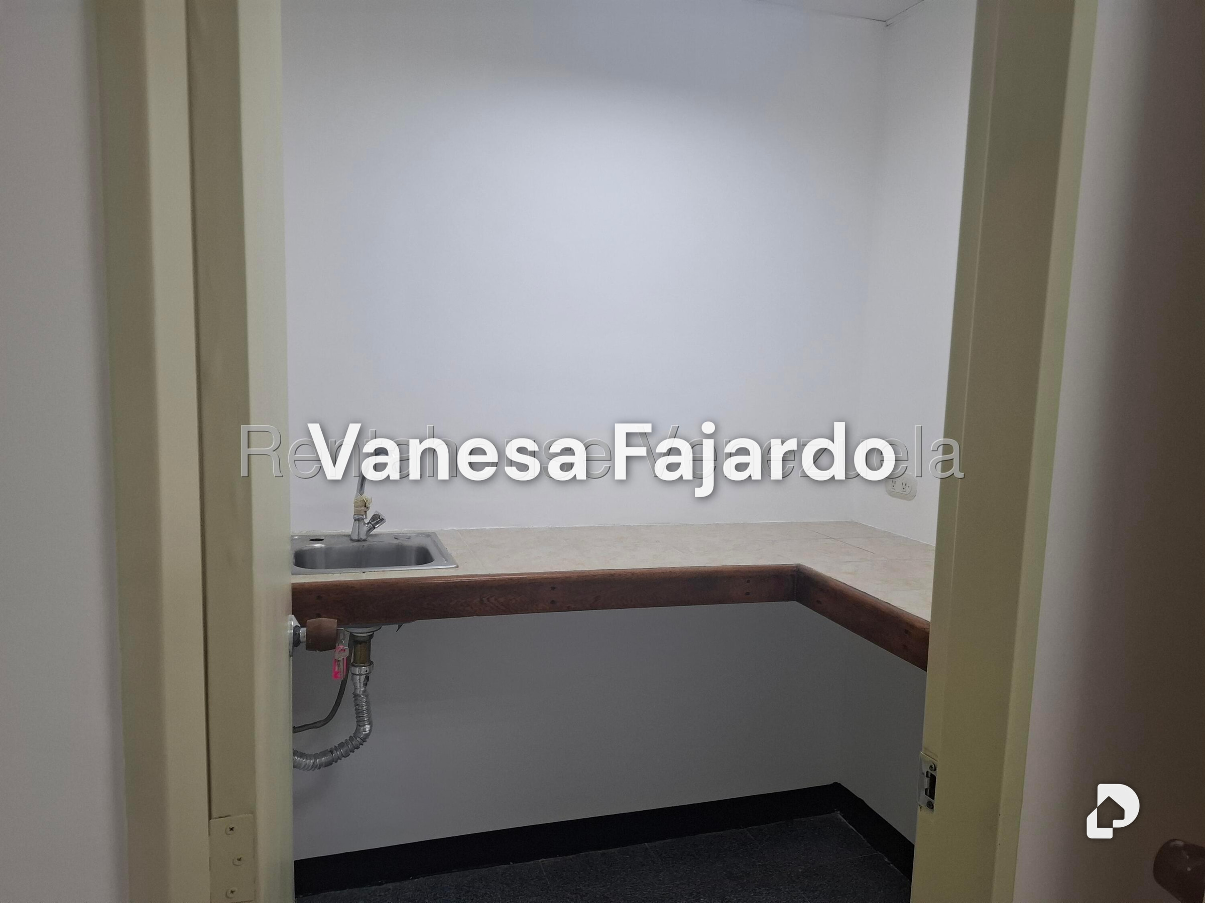 Oficina en Boleíta Norte, Caracas – 24
