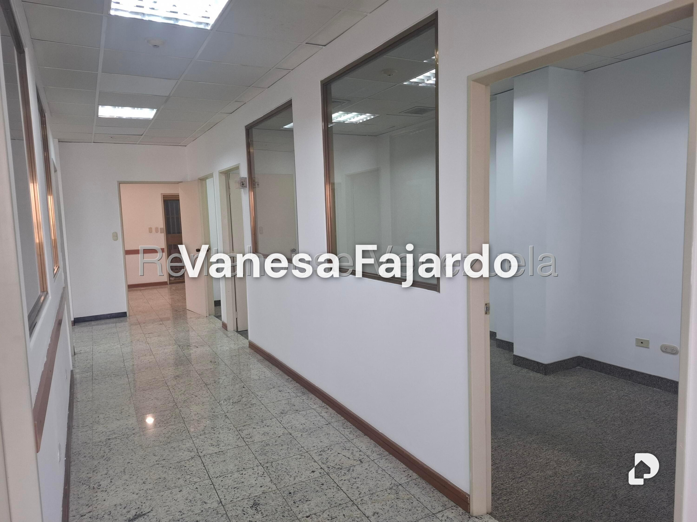 Oficina en Boleíta Norte, Caracas – 9