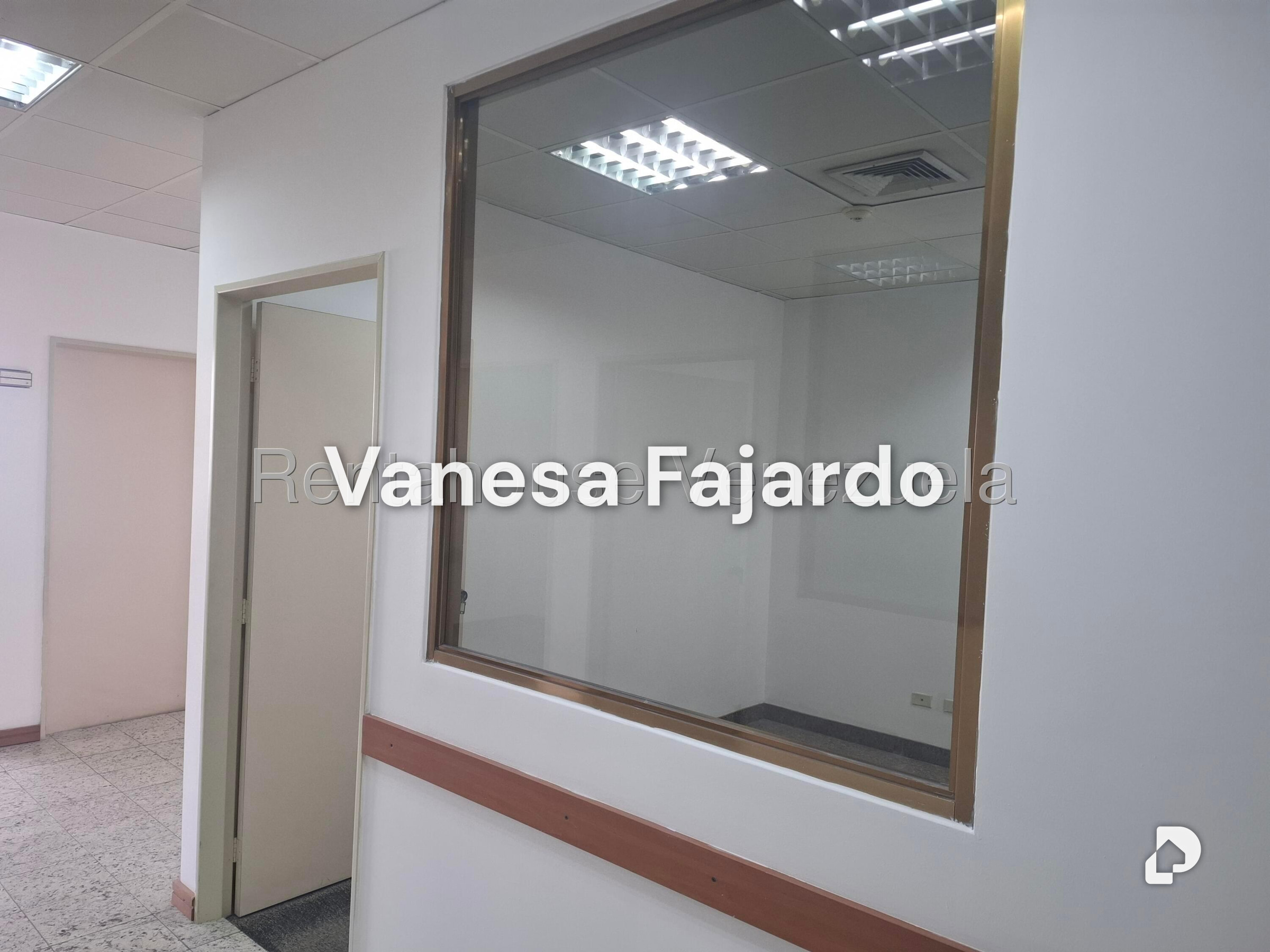 Oficina en Boleíta Norte, Caracas – 15