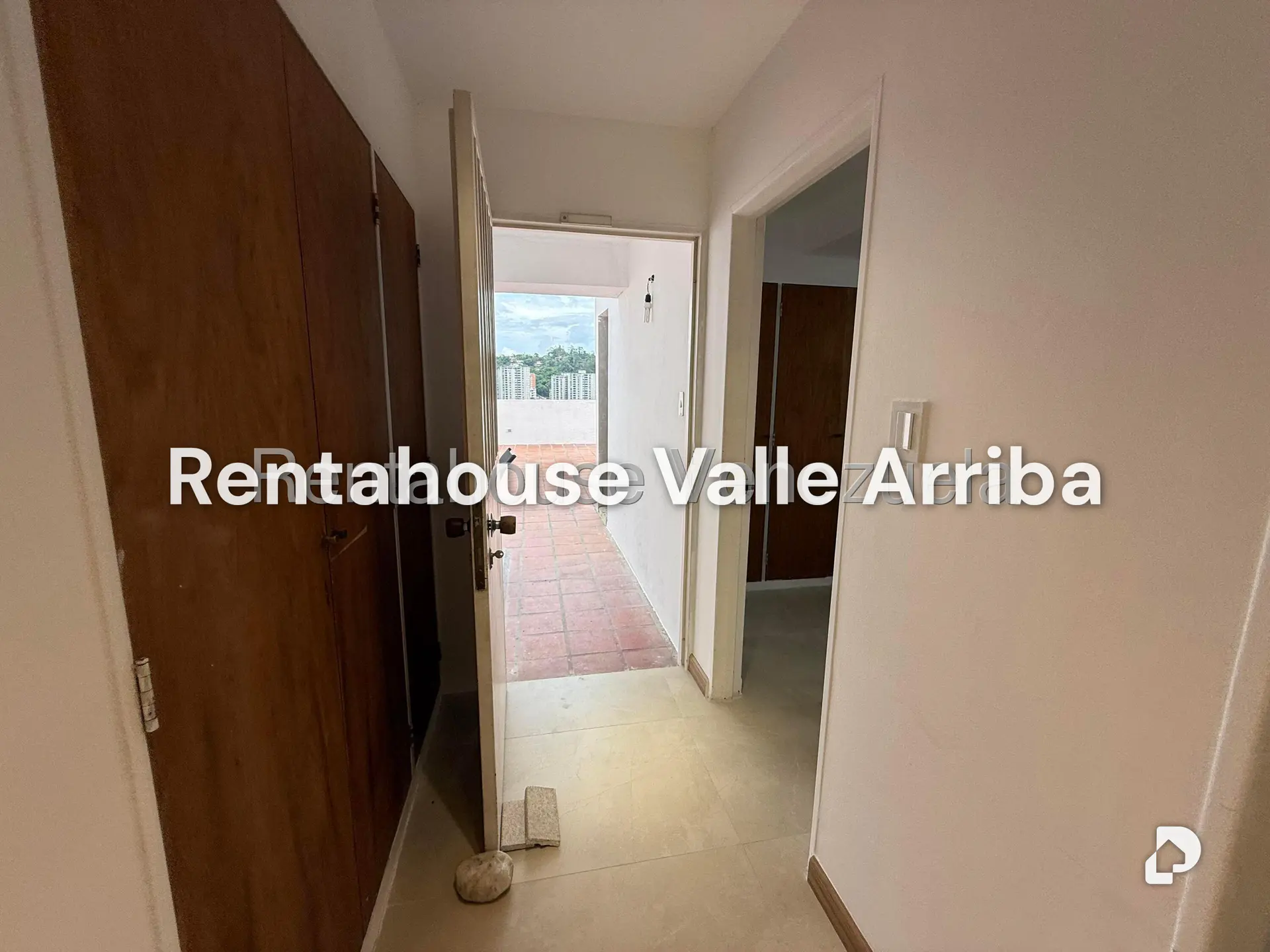 Apartamento en El Cigarral, Caracas – 24