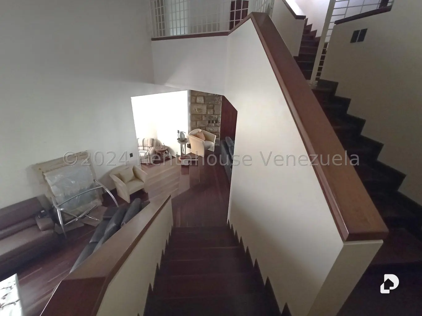 Casa en Oripoto, Caracas – 9