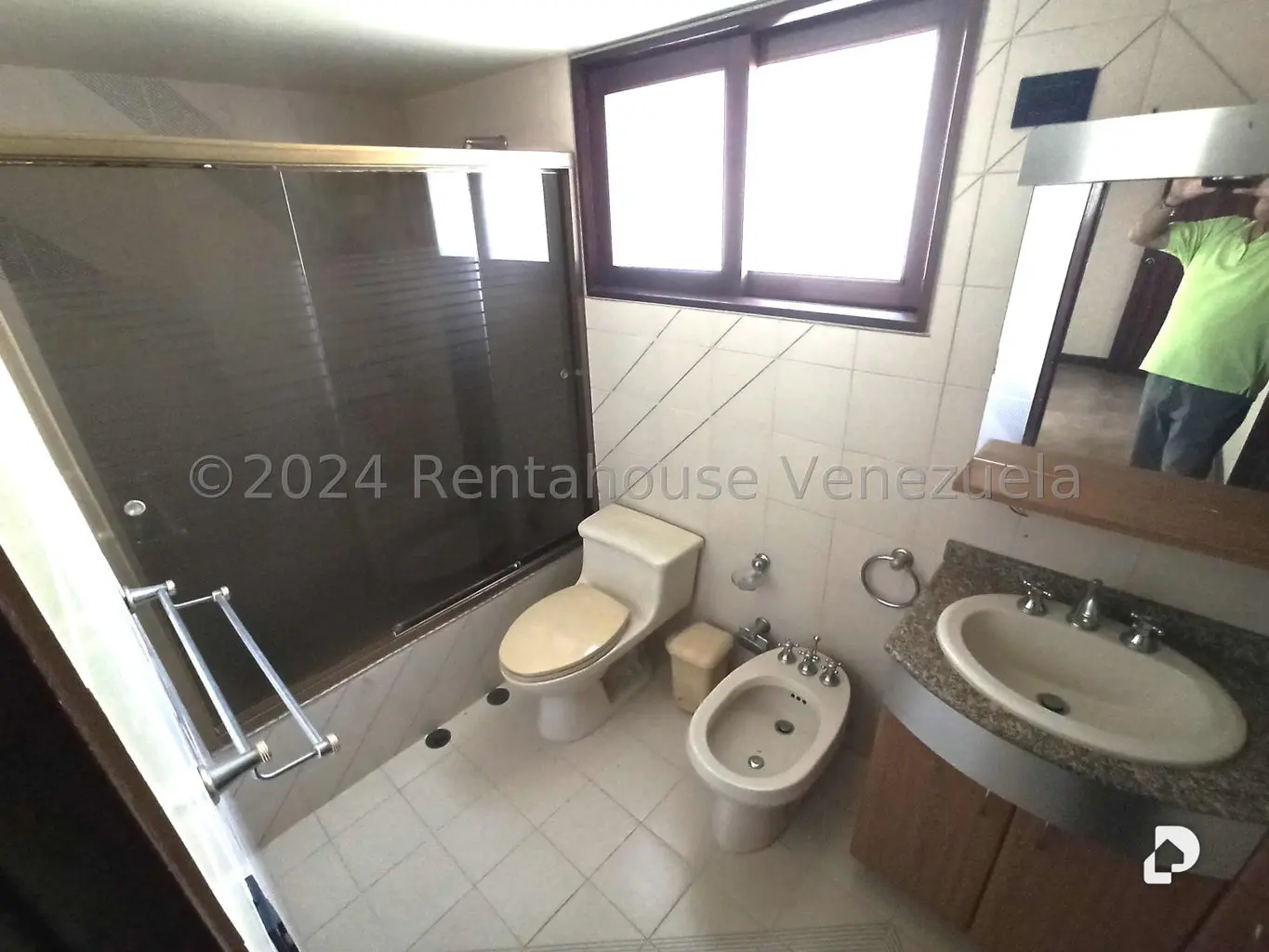 Casa en Oripoto, Caracas – 17