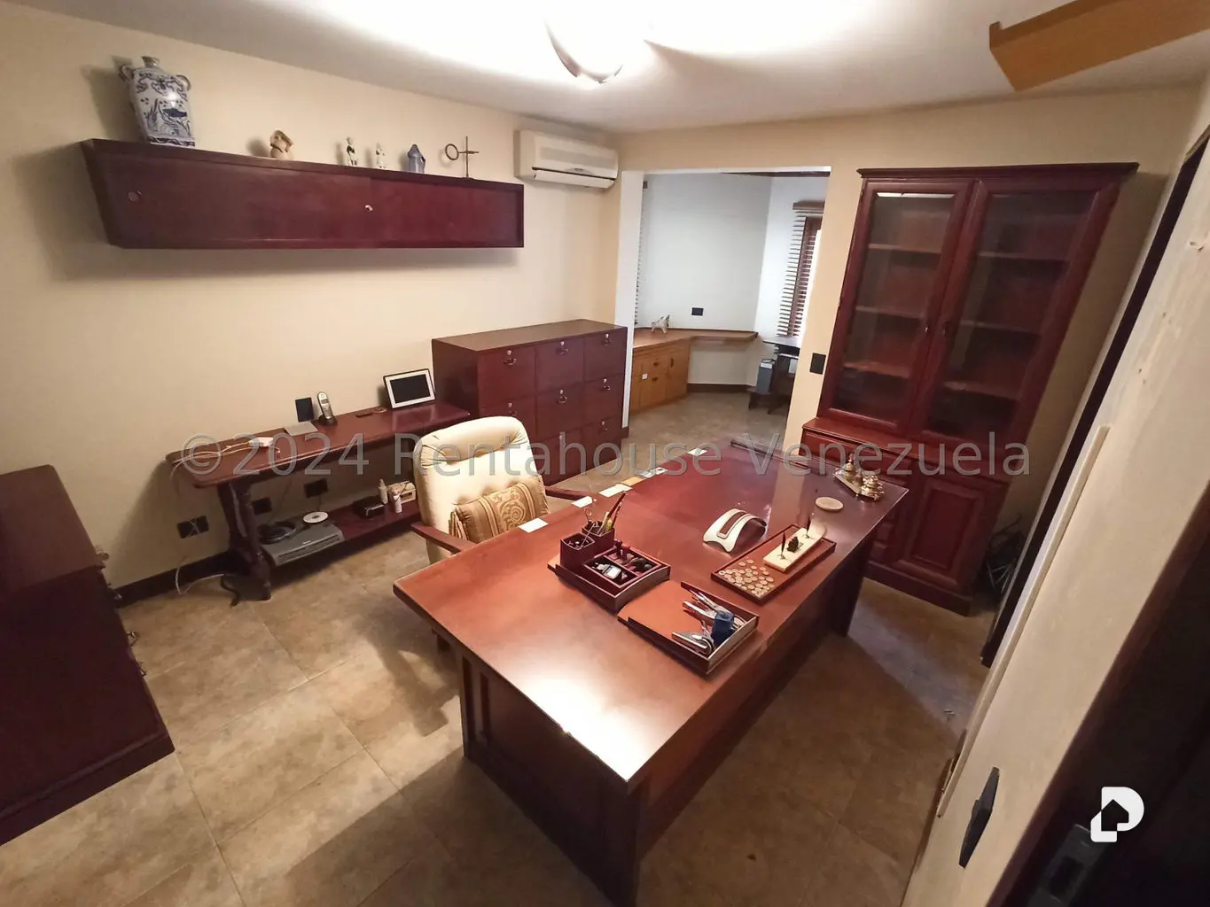 Casa en Oripoto, Caracas – 21