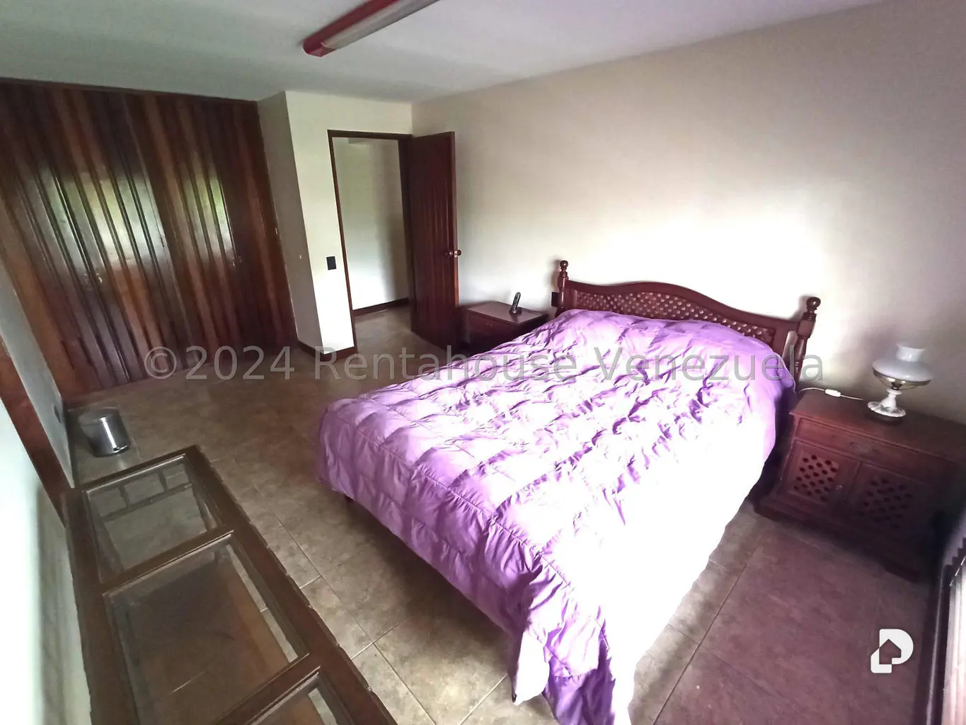 Casa en Oripoto, Caracas – 16