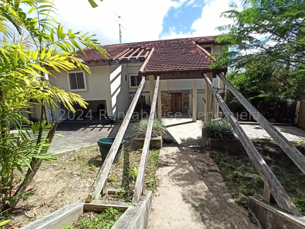 Casa en Oripoto, Caracas - 1
