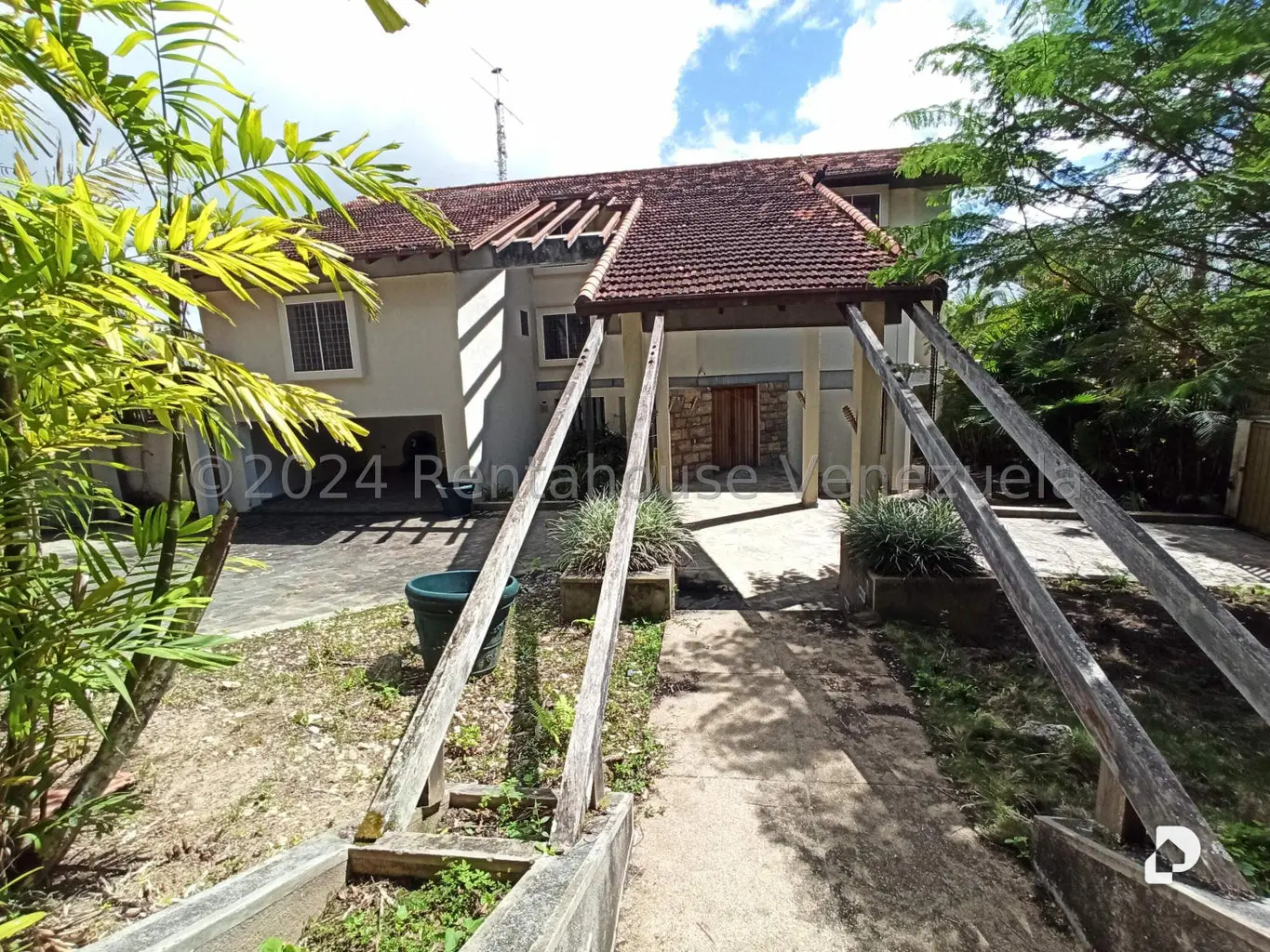Casa en Oripoto, Caracas – 1