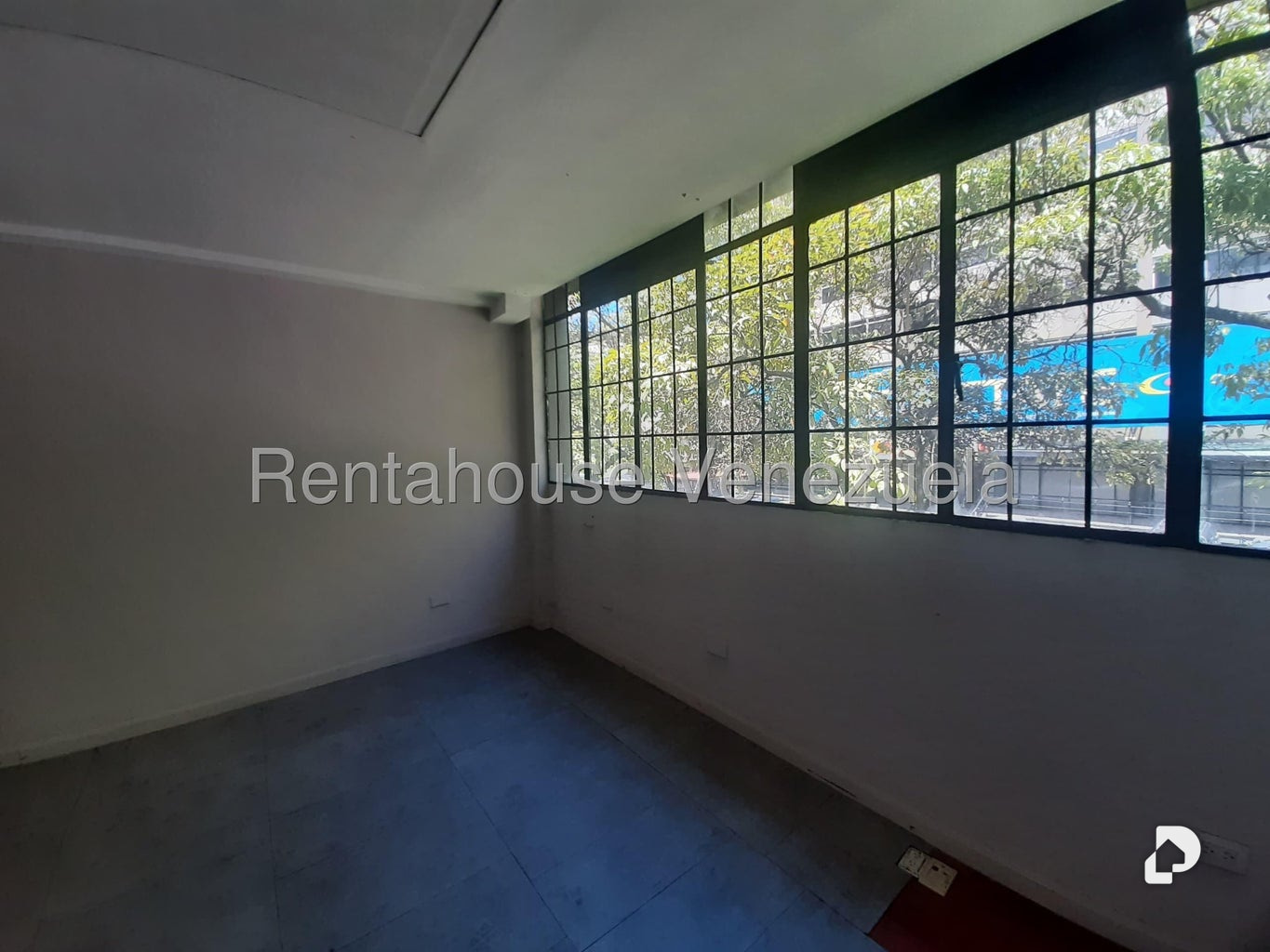 Oficina en Las Mercedes, Caracas