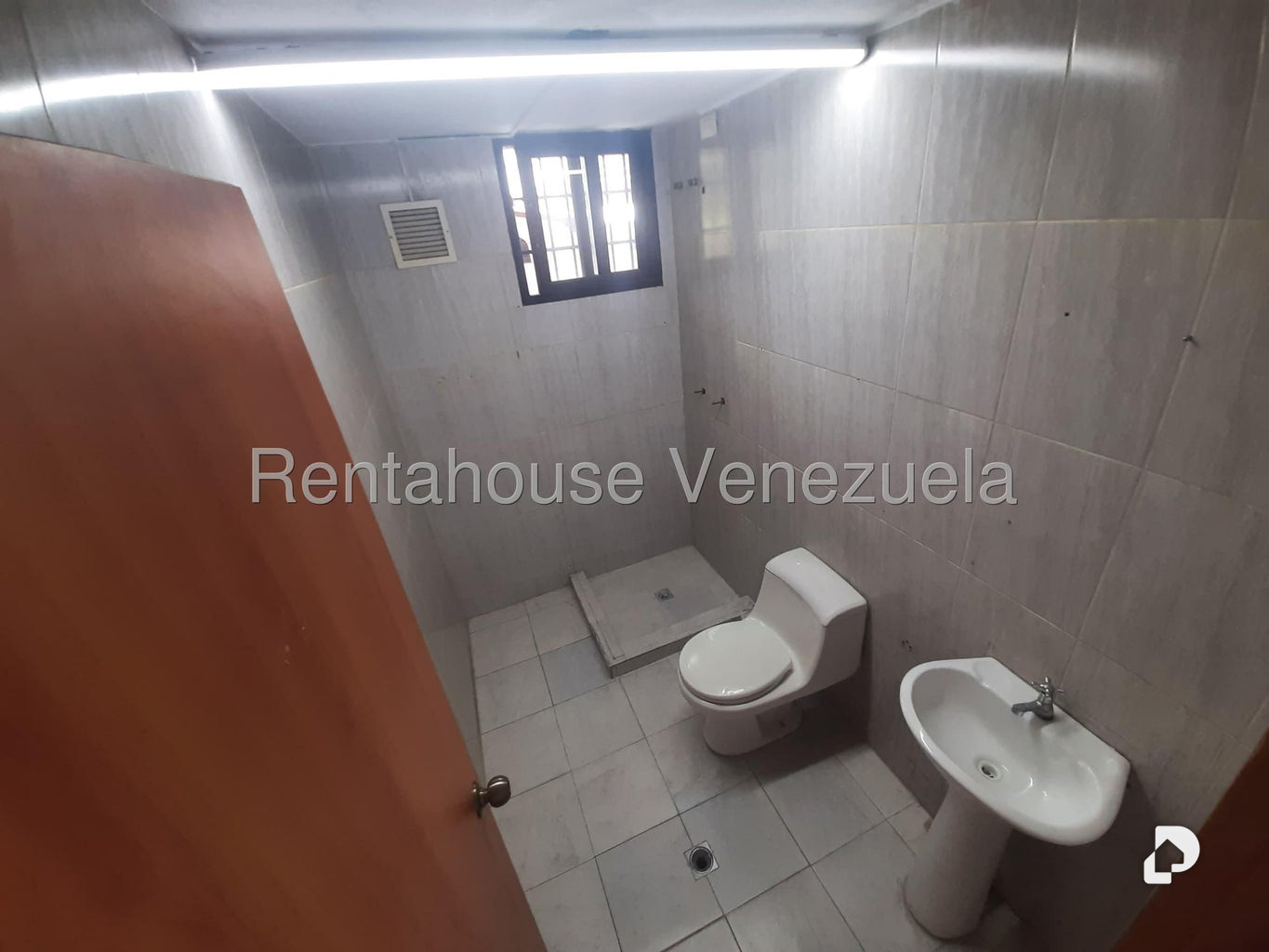 Oficina en Las Mercedes, Caracas