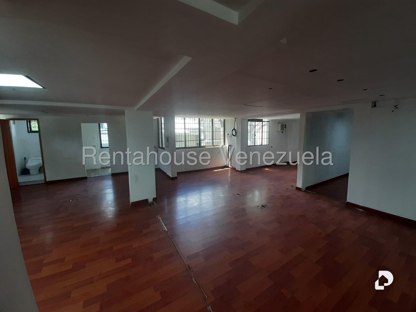 Oficina en Las Mercedes, Caracas