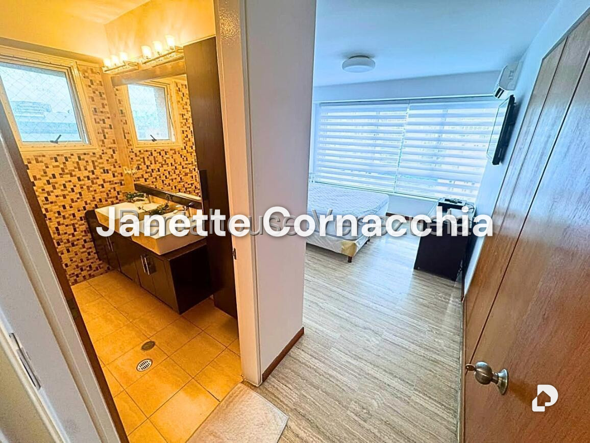 Apartamento en El Rosal, Caracas – 18