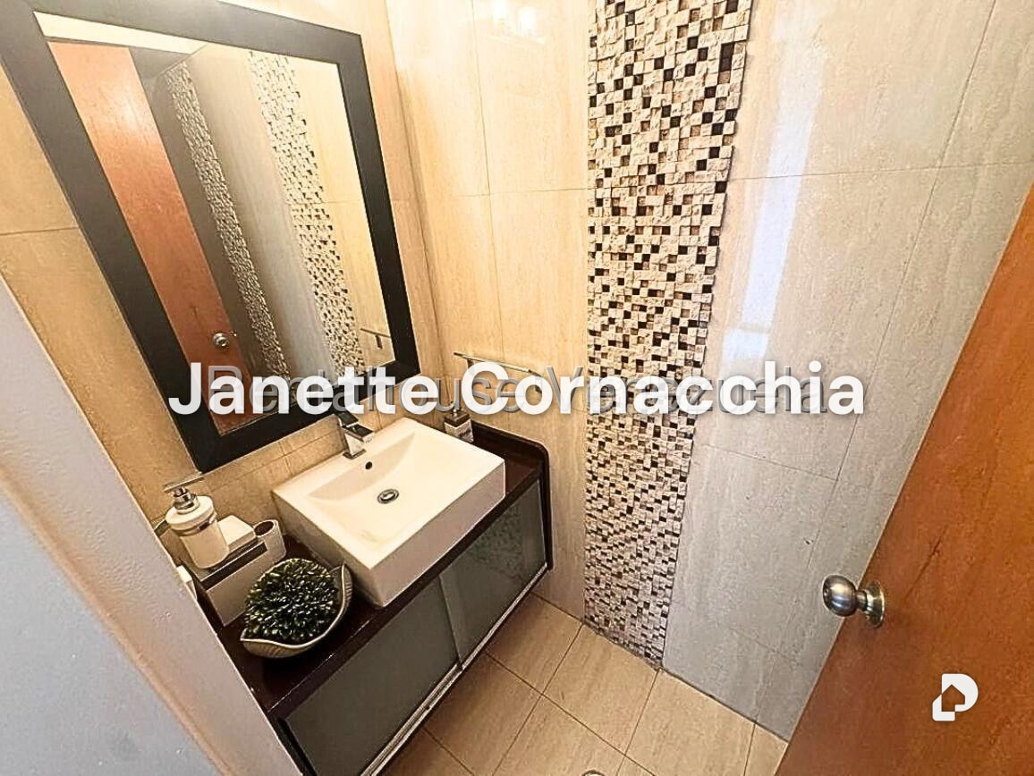 Apartamento en El Rosal, Caracas – 16