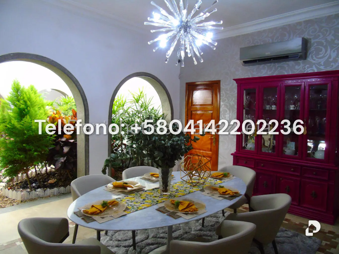 Casa en Altamira, Caracas – 18