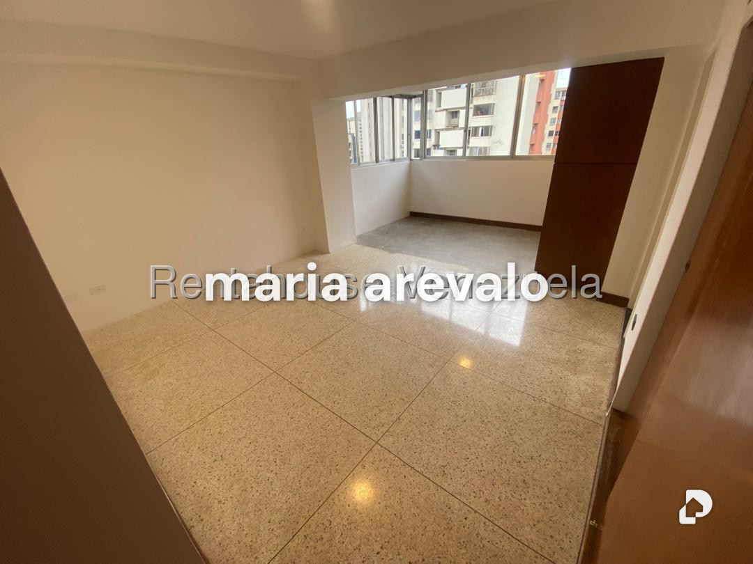 Apartamento en La Urbina, Caracas – 12