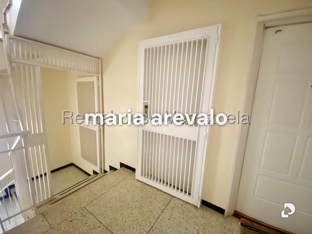 Apartamento en La Urbina, Caracas – 2