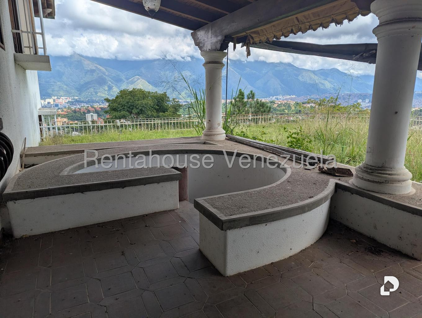 Casa en Cerro Verde, Caracas – 10